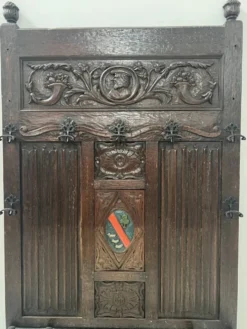 Porte manteaux de style Renaissance en chene massif XIX siècle