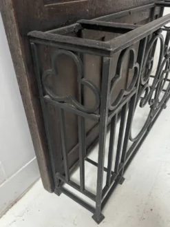 Porte manteaux de style Renaissance en chene massif XIX siècle