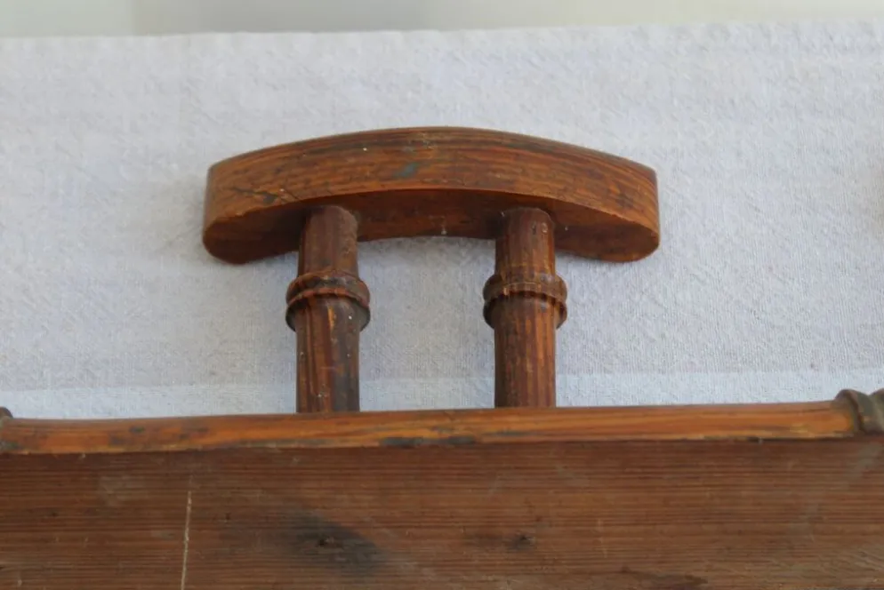 Porte-manteaux en bois