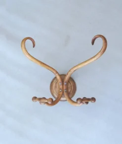 Porte manteaux et chapeaux THONET à deux esses