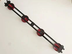 Porte manteaux mural en métal noir et rouge, 4 patères