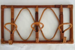 Porte manteaux mural vintage bambou et rotin