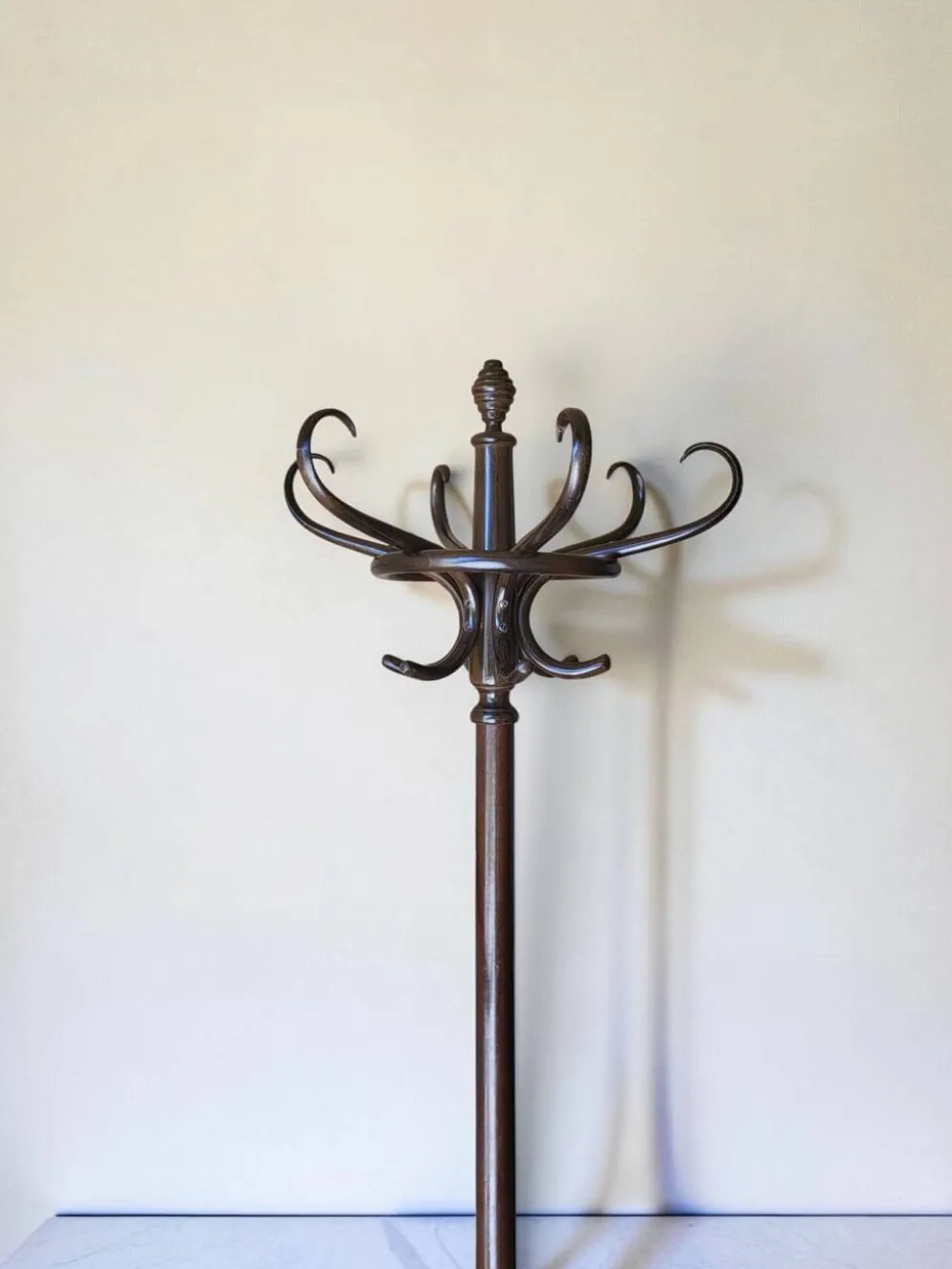 Porte manteaux Perroquet en bois courbé de Thonet