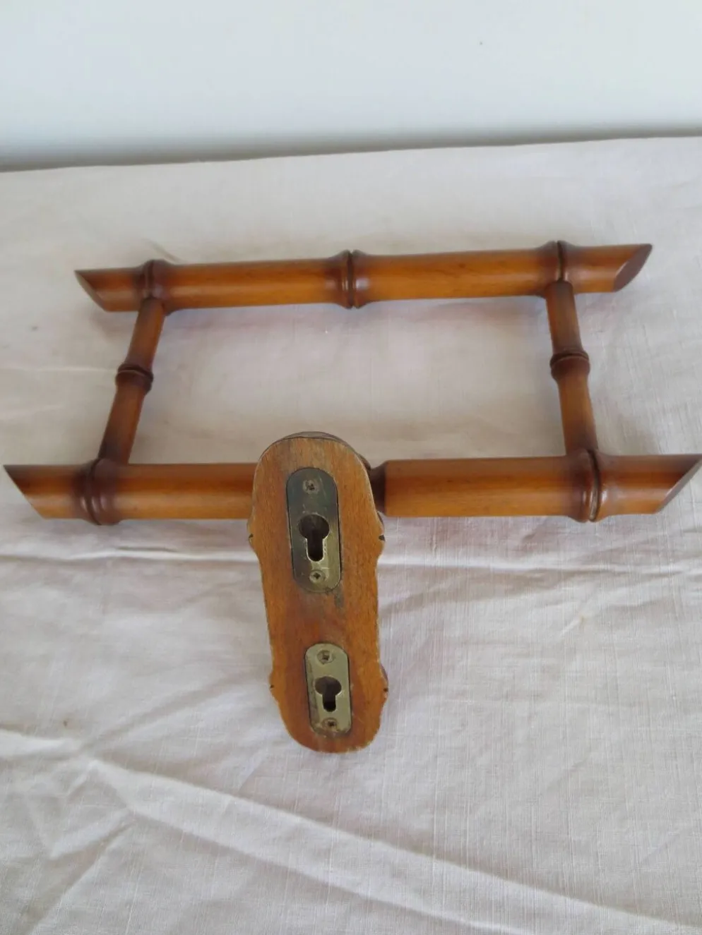 porte manteaux / porte serviettes en bois