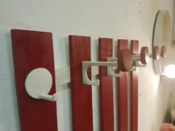 Portemanteaux vestiaire années 70