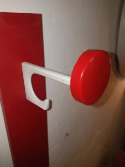 Portemanteaux vestiaire années 70