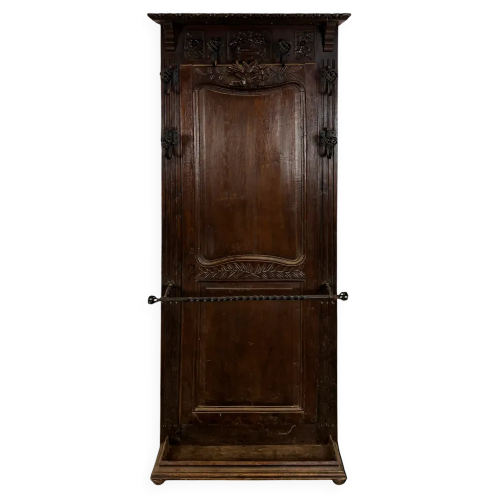 Porte-manteaux vestiaire d'entrée en chêne sculpté à patères fer forgé