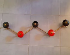 Portemanteau zigzag en métal