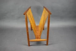 Porte-revues en bois du milieu du siècle