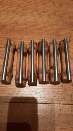 6 portes couteaux en bambou et métal
