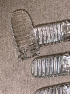 8 portes couteaux en verre transparent moule, breveté SGDG vintage 1960