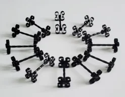 12 portes couteaux fer forgé