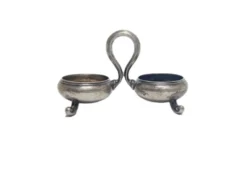 Porte-sel et poivre en argent éclectique, Allemagne, années 1890.