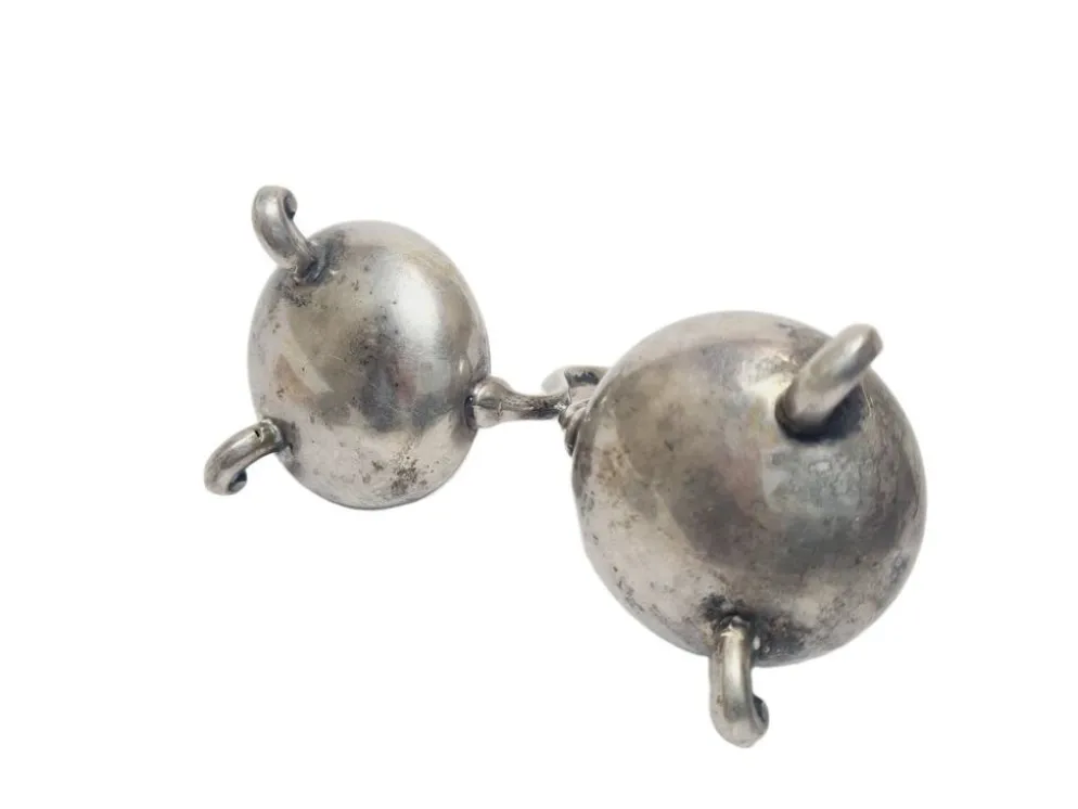 Porte-sel et poivre en argent éclectique, Allemagne, années 1890.