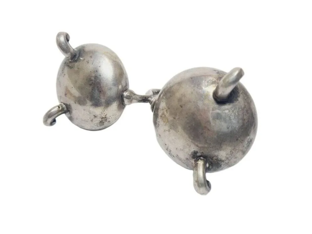 Porte-sel et poivre en argent éclectique, Allemagne, années 1890.