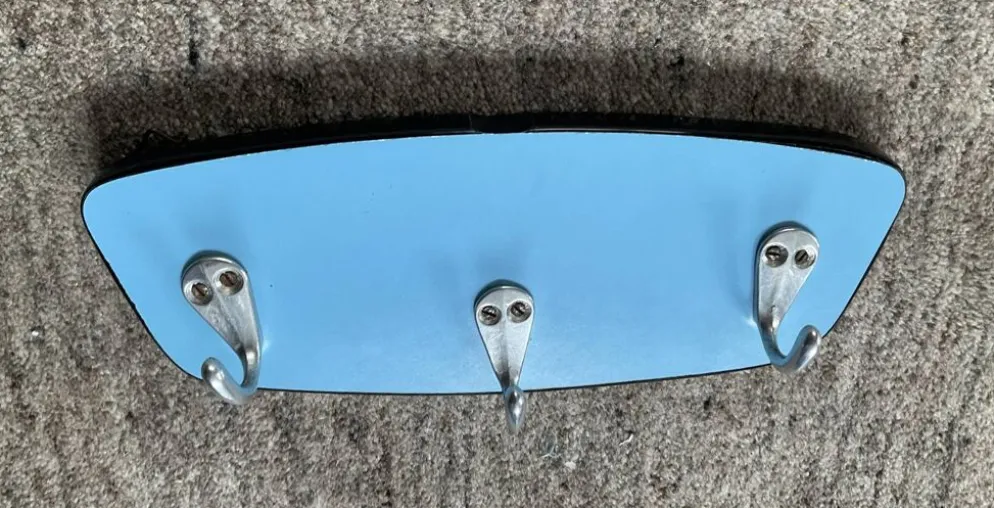 Porte serviettes asymétrique des années 50-60