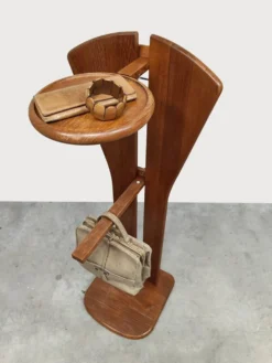 Porte-vêtements figuratif vintage rare en design danois par Aksel Kjersgaard