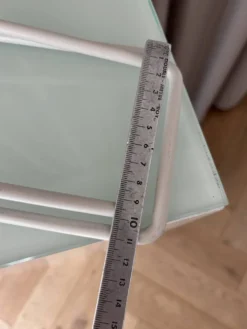 Porte-vêtements mural vintage minimaliste – Métal blanc