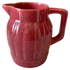 Pot ancien rouge