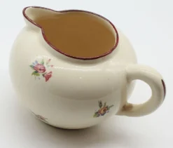 Pot au lait fleurs vintage