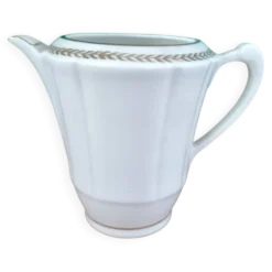 Pot au lait porcelaine
