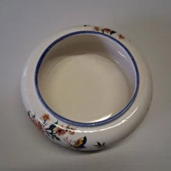 Pot avec couvercle en céramique