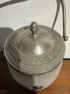 Pot à biscuits aux bleuets circa 1930/1940