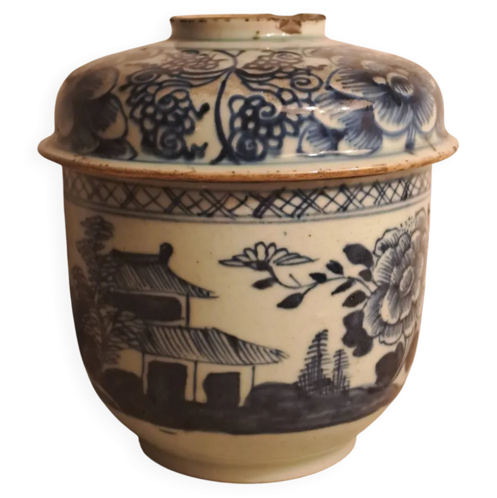 Pot chinois XVIIIème Qianlong en porcelaine