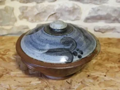 Pot couvert en grès émaillé Atelier Christine Pedley et Steen Kepp La Borne