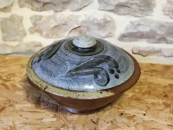 Pot couvert en grès émaillé Atelier Christine Pedley et Steen Kepp La Borne