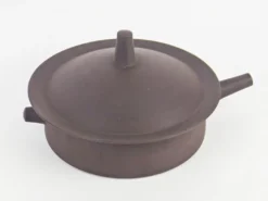 Pot couvert en grés par Dansk