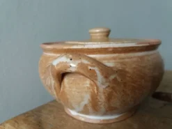Pot couvert sucrier en grès de Puisaye
