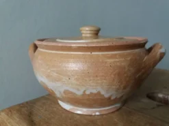Pot couvert sucrier en grès de Puisaye