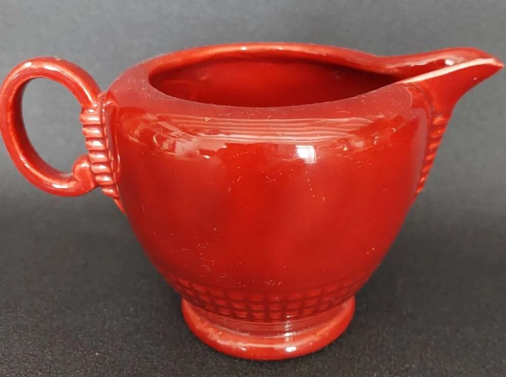 Pot à crème en céramique couleur framboise B. Letalle Saint Clément