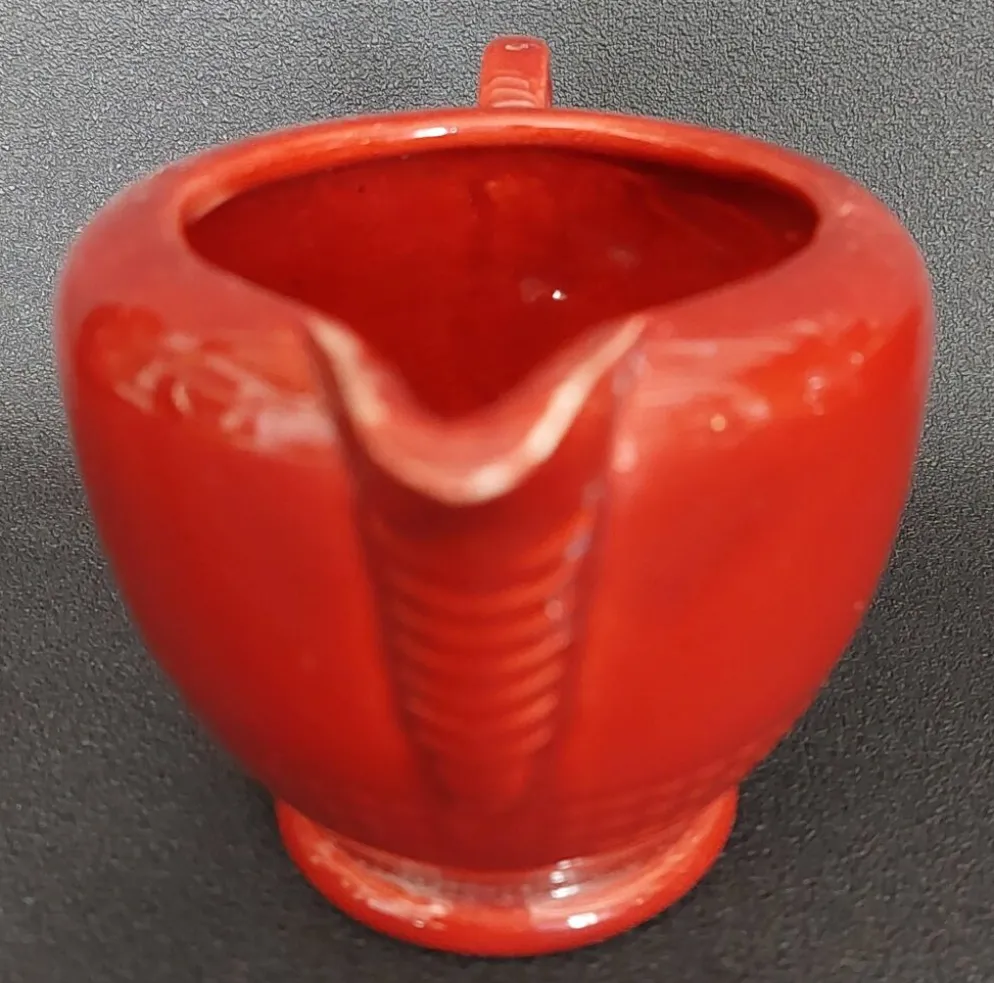 Pot à crème en céramique couleur framboise B. Letalle Saint Clément