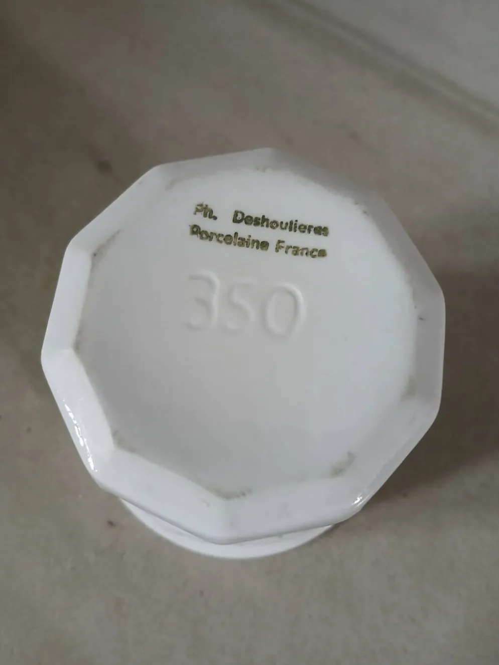 Pot de confiture ancien en porcelaine