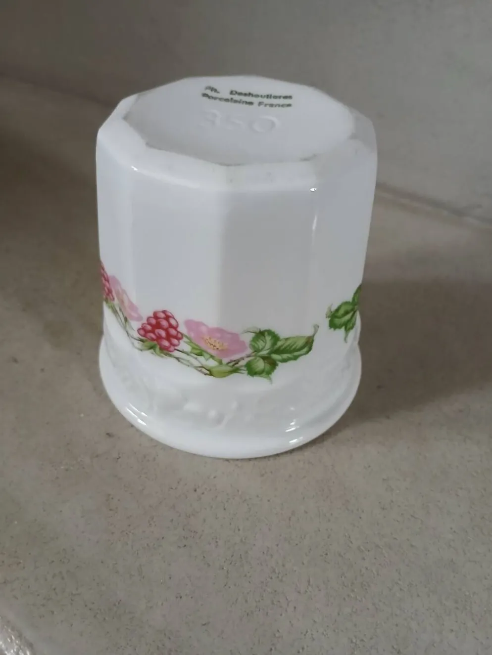 Pot de confiture ancien en porcelaine