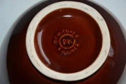 Pot en céramique marron
