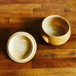 Pot en grès