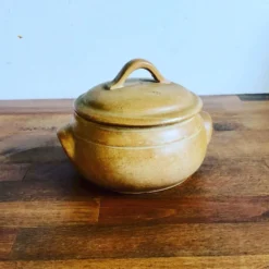 Pot en grès