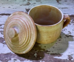 Pot en grès
