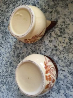 Pot et pichet de cuisine