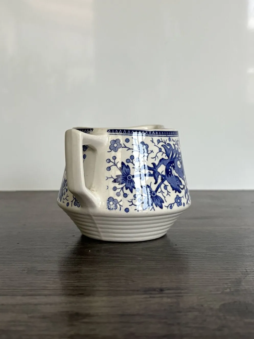 Pot à lait ancien Boch La Louvière modèle Dragon