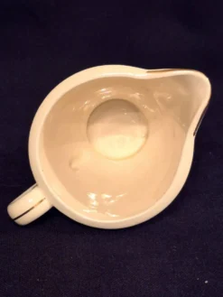 Pot à lait ancien en faïence de Gien, modèle Valence A040