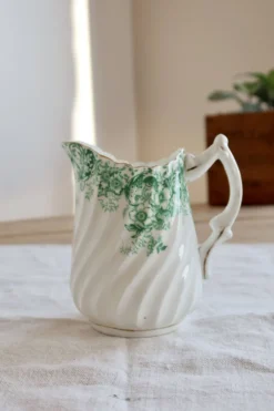 Pot à lait ancien en porcelaine Clifton China WH&S – Décor vert et liseré