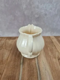Pot à lait ancien Sarreguemines – Faïence crème