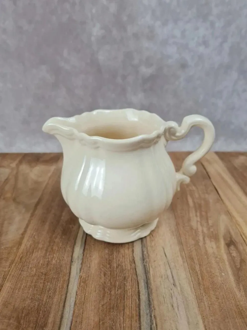 Pot à lait ancien Sarreguemines – Faïence crème