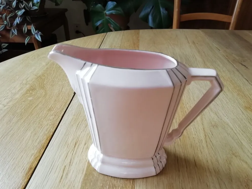 Pot à lait art déco