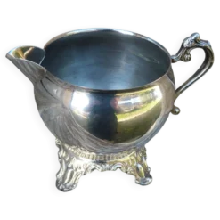 Pot à lait, à creme ancien en métal argenté