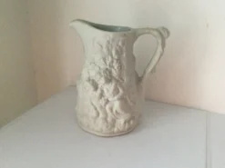 Pot à lait en biscuit Pormeirion Parian